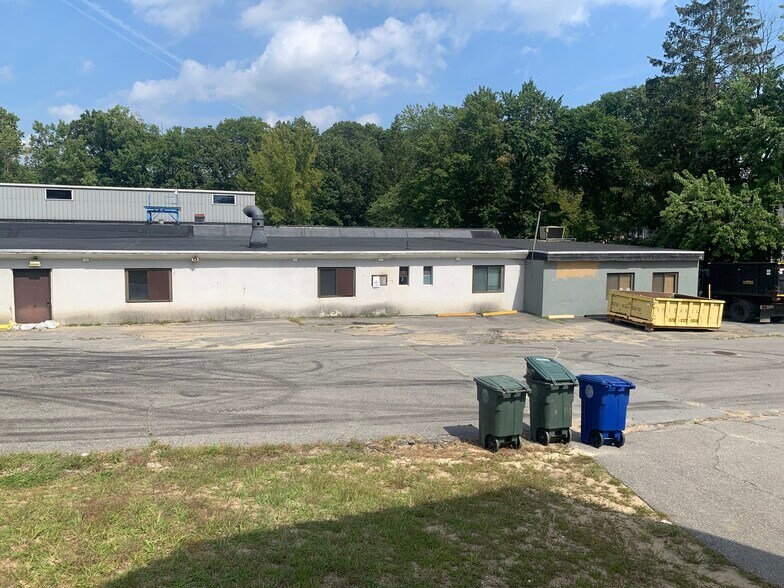 More Photos Of 62 Lakeview St, Leominster Warehouse For Sale