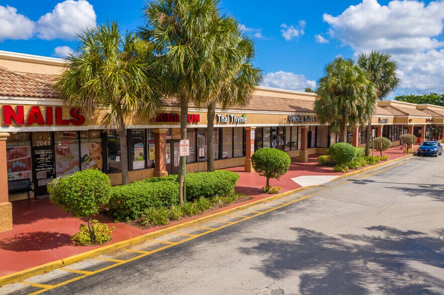 More Photos Of 7007-7181 W Broward Blvd, Plantation Unknown For Lease