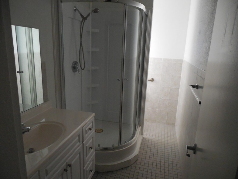 More Photos Of 2500 Port Malabar Blvd NE, Palm Bay Medical For Sale