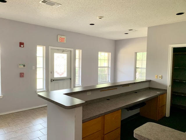 More Photos Of 16255 Longenbaugh Dr, Houston Daycare Center For Lease