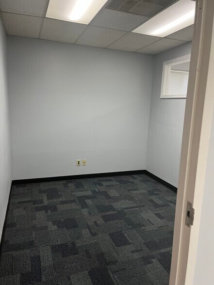 More Photos Of 587 Bethlehem Pike, Montgomeryville Medical For Lease