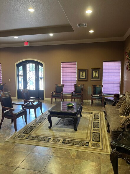 More Photos Of 1314 E Sonterra Blvd, San Antonio Office For Sale