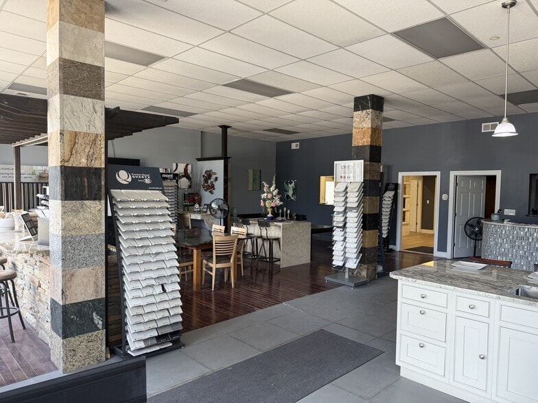 More Photos Of 4418 Mayfield Rd, Cleveland Freestanding For Sale