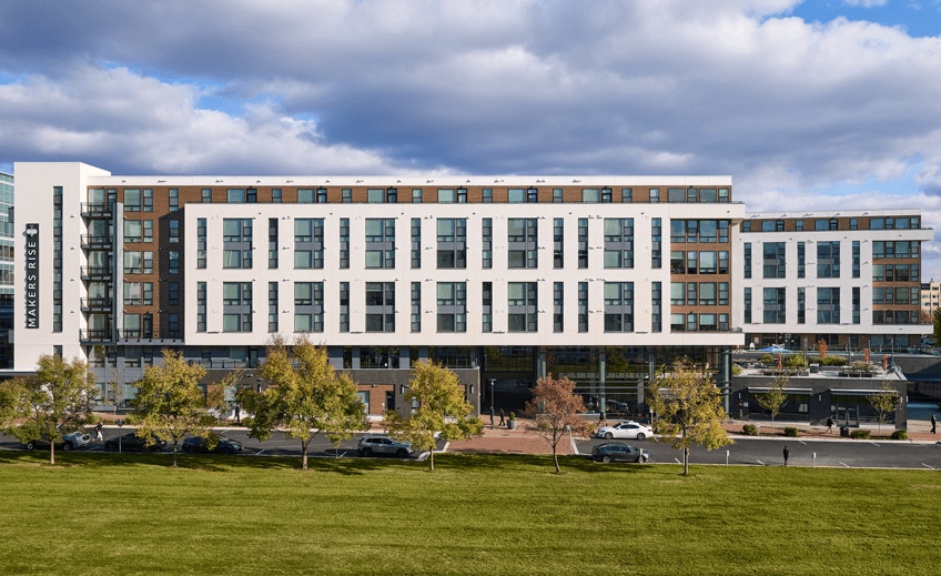 More Photos Of 2311 Dulles Station Blvd, Herndon Apartments For Lease