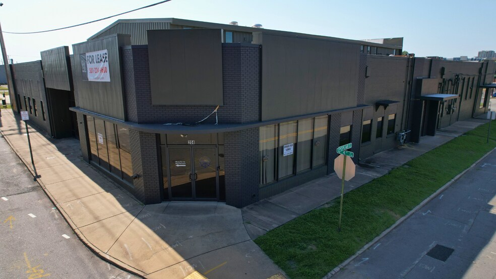 Primary Photo Of 201 E Broadway St, North Little Rock Freestanding For Lease