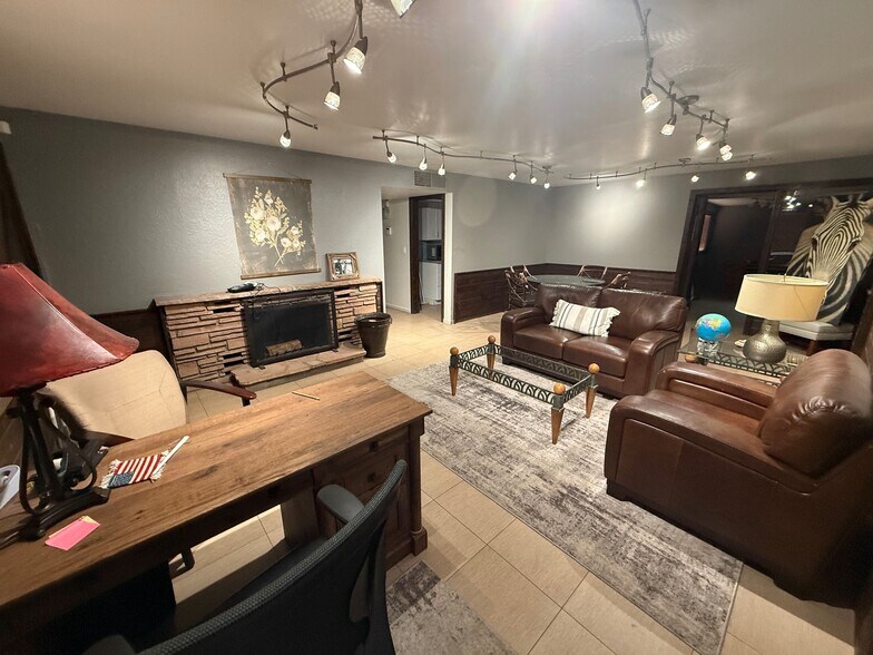 More Photos Of 271 Van Deren Rd, Sedona Office For Lease