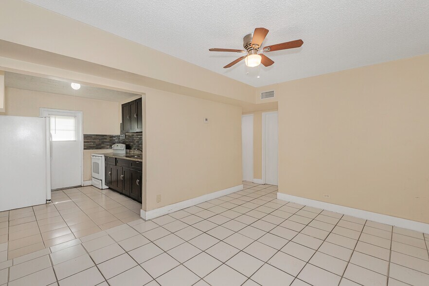 More Photos Of 416 NW 19th Ave, Fort Lauderdale Specialty For Sale