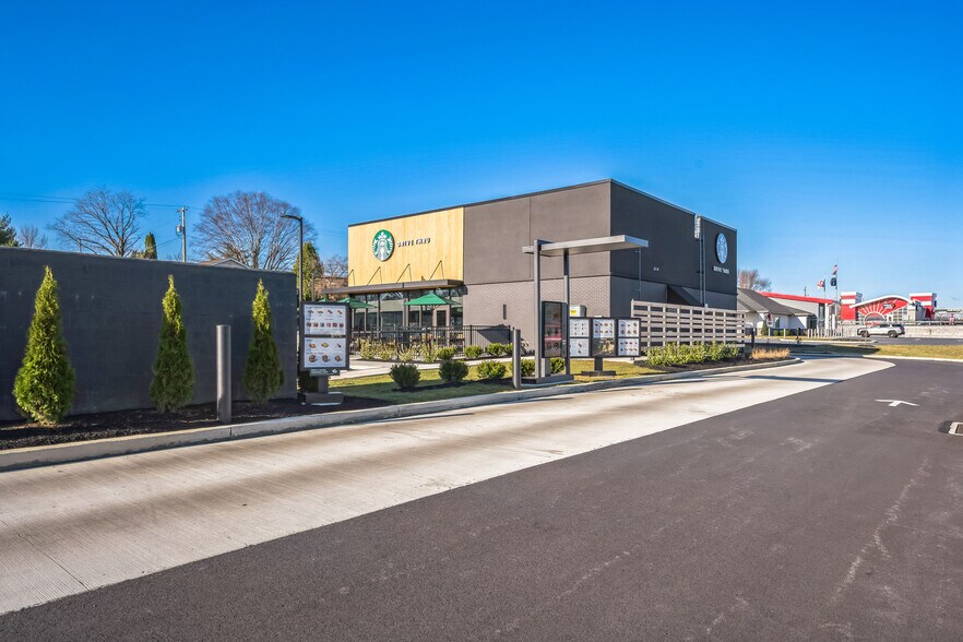 More Photos Of 4614 Penn Ave, Sinking Spring Restaurant For Sale