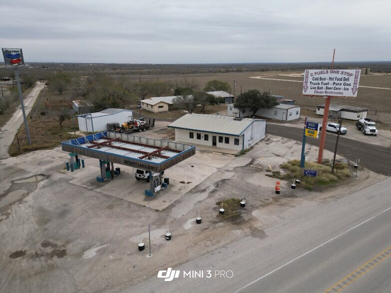 More Photos Of 866 FM 99, Whitsett Storefront For Sale