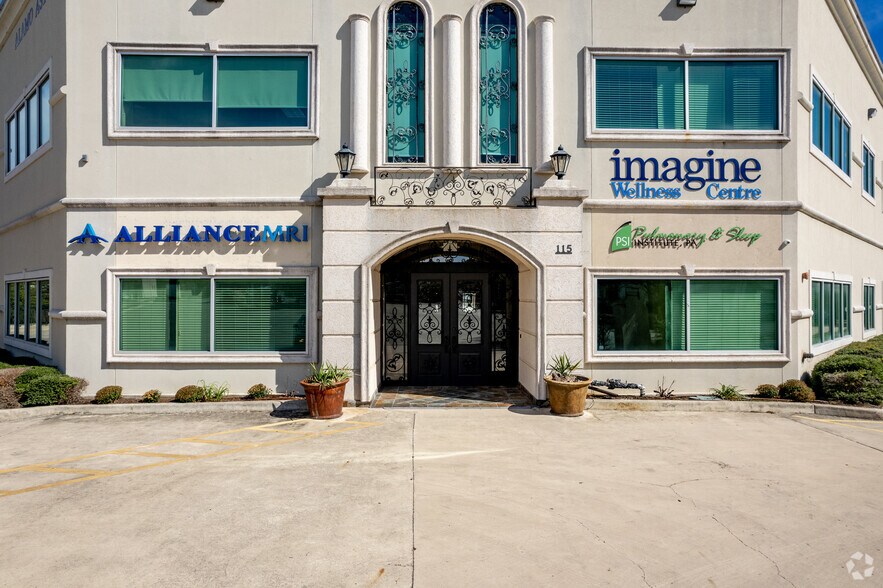 More Photos Of 115 Gallery Cir, San Antonio Medical For Lease