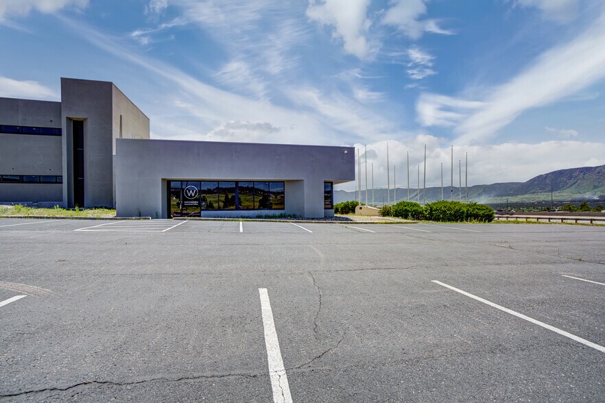 More Photos Of 18950 Base Camp Rd, Monument Office For Lease