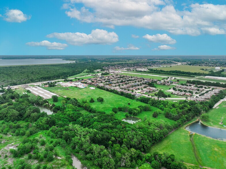 More Photos Of 10945 State Highway 78, Lavon Self Storage For Sale