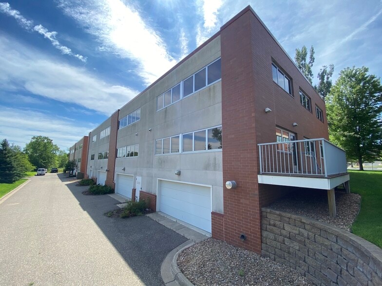 More Photos Of 1345 Corporate Center Curve Dr, Eagan Office For Lease