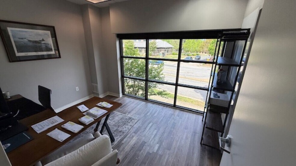 More Photos Of 19824 W Catawba Ave, Cornelius Medical For Lease