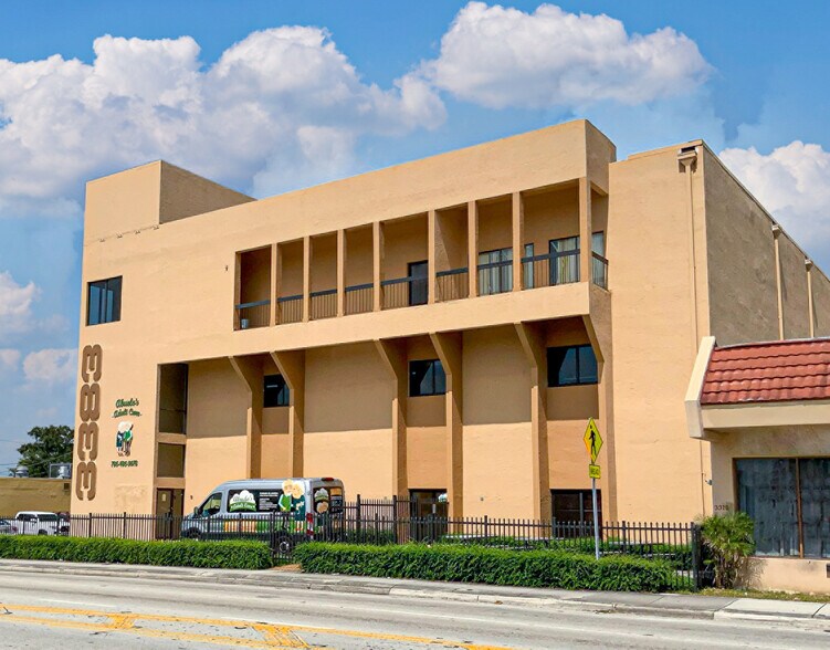 Primary Photo Of 3383 NW 7th St, Miami Medical For Lease