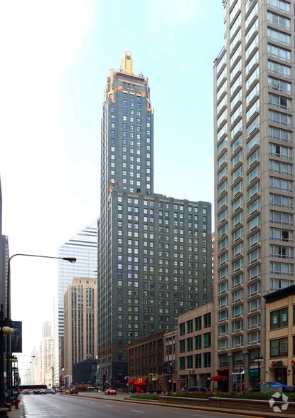 More Photos Of 230 N Michigan Ave, Chicago Hotel For Lease