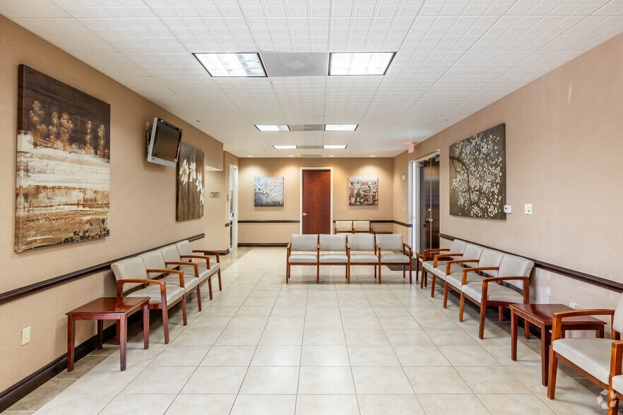 More Photos Of 1779 N University Dr, Pembroke Pines Office For Sale