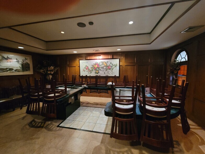 More Photos Of 492 Market St, Saddle Brook Restaurant For Sale