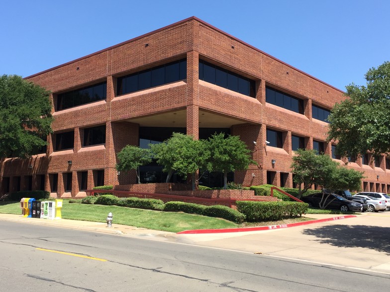 Primary Photo Of 2201 N Collins St, Arlington Office For Lease