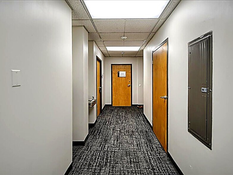 More Photos Of , Lower Gwynedd Office For Sale