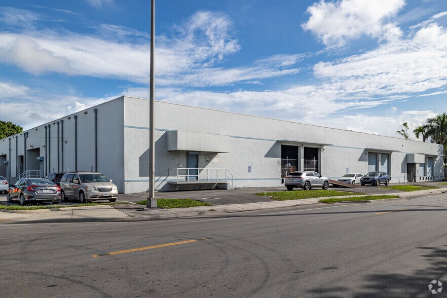 Primary Photo Of 3595 NW 46th St, Miami Warehouse For Lease