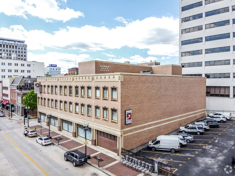 Primary Photo Of 301 Wall Ave, Knoxville Bank For Sale