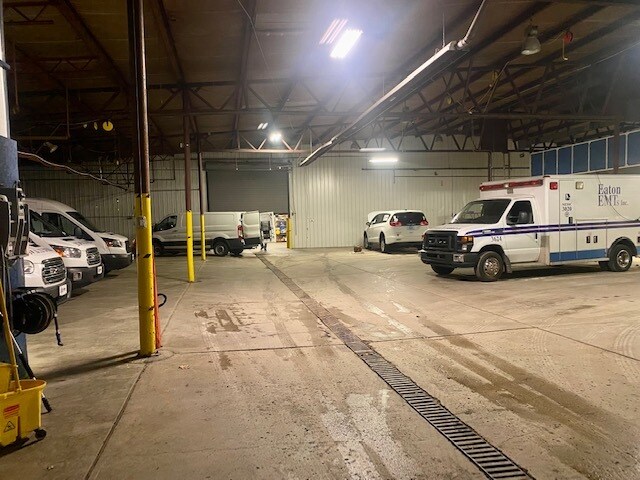 More Photos Of 703 W 13th St, Muncie Warehouse For Sale