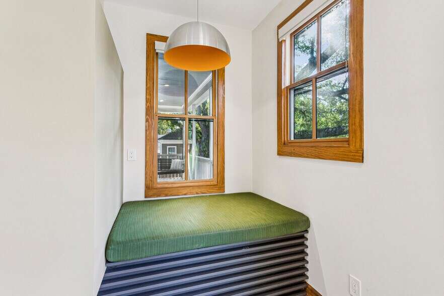 More Photos Of 692 Kirkwood Ave SE, Atlanta Storefront Retail Residential For Sale