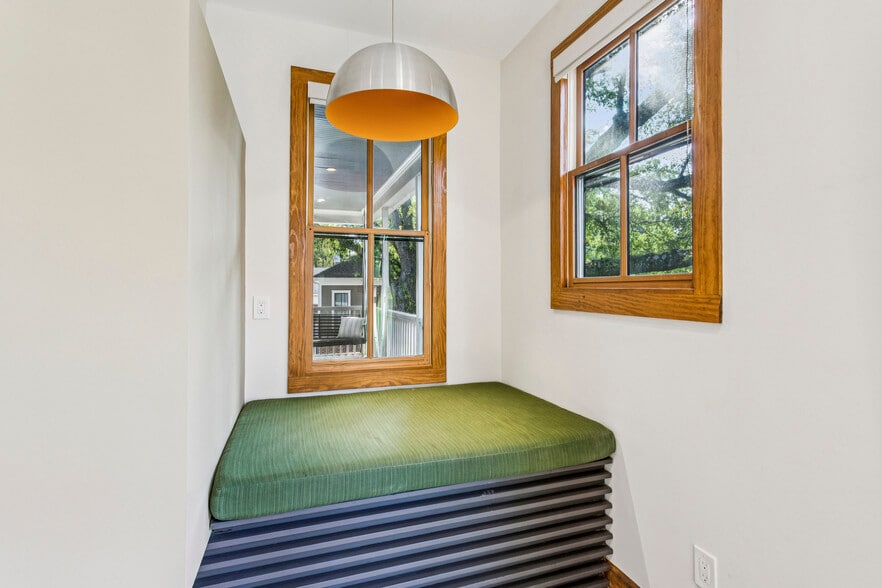 More Photos Of 692 Kirkwood Ave SE, Atlanta Storefront Retail Residential For Sale