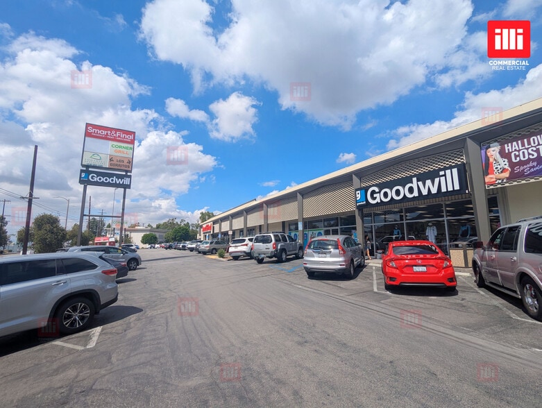 More Photos Of 6535-6585 Foothill Blvd, Tujunga General Retail For Lease