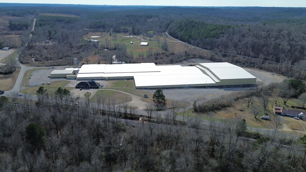 Primary Photo Of 7155 AL-13, Haleyville Distribution For Sale