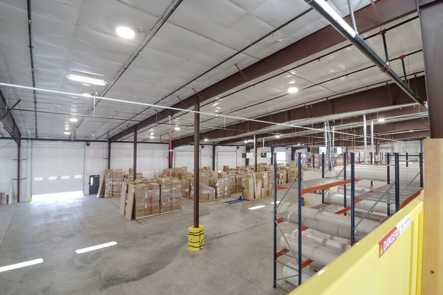 More Photos Of 6987 Rickenbacker Rd, Loveland Warehouse For Sale