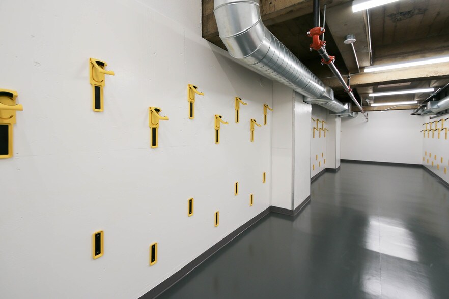 More Photos Of 421 SW 6th Ave, Portland Office For Lease