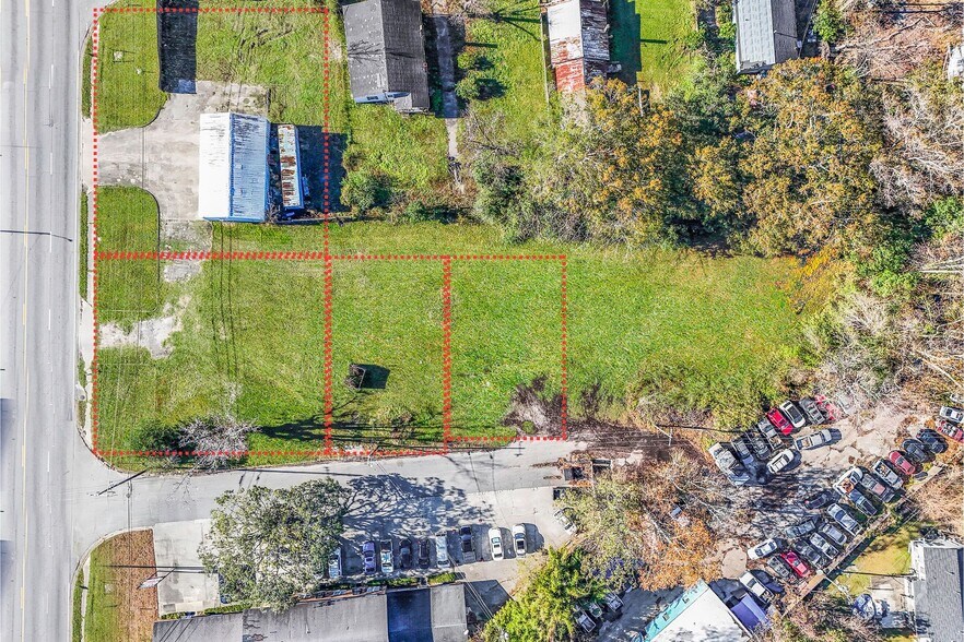 Primary Photo Of 605 US Highway 80 W, Savannah General Retail For Sale