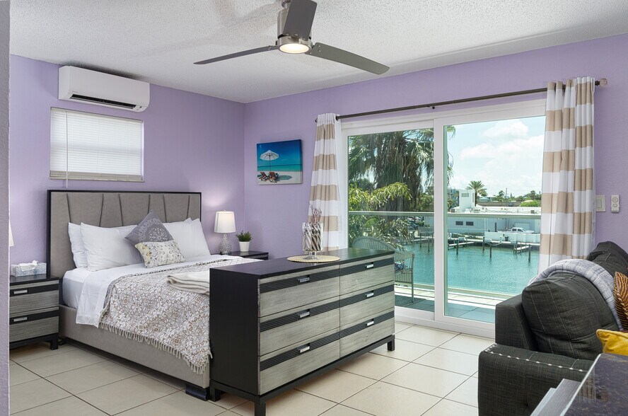 More Photos Of 125 110th Ave, Treasure Island Apartments For Sale