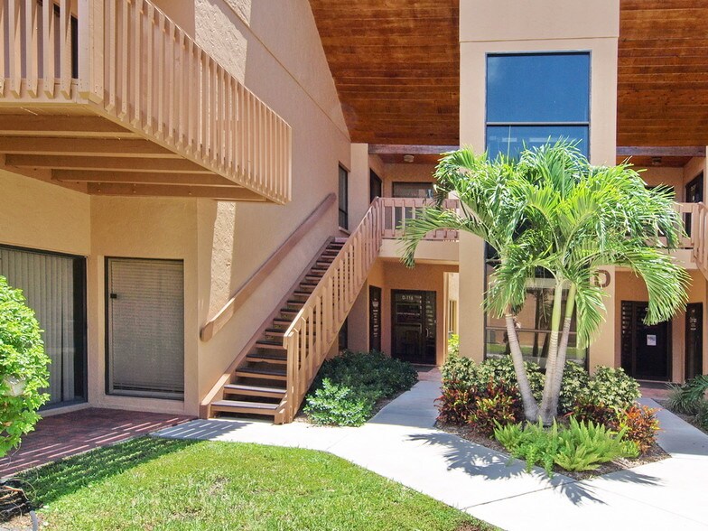 More Photos Of 2831 Ringling Blvd, Sarasota Office For Lease