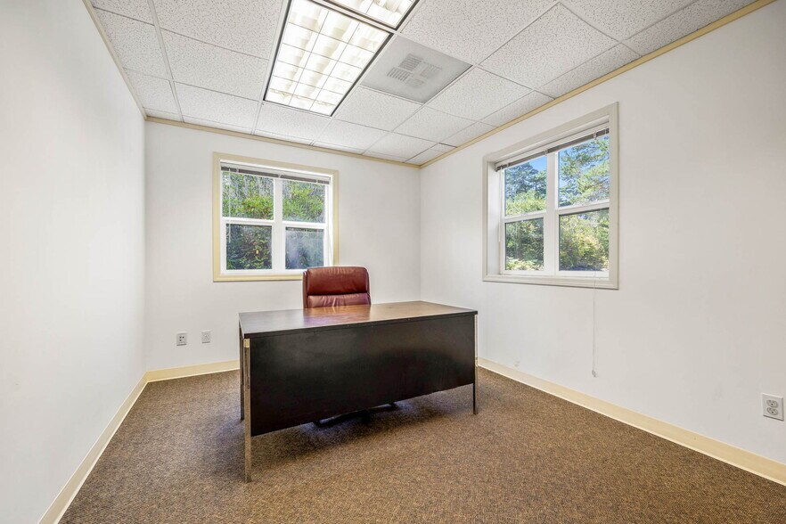 More Photos Of 705 9th St, Florence Medical For Lease