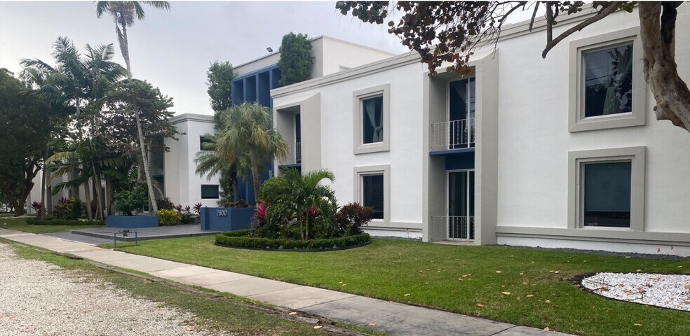 Primary Photo Of 7600 SW 57th Ave, Miami Medical For Lease