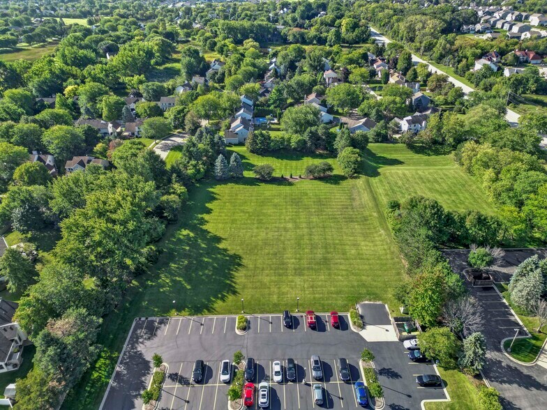 More Photos Of 6475 Washington St, Gurnee Office For Sale