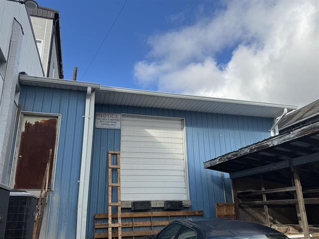 More Photos Of 205 10th St, Fairmont Light Manufacturing For Sale