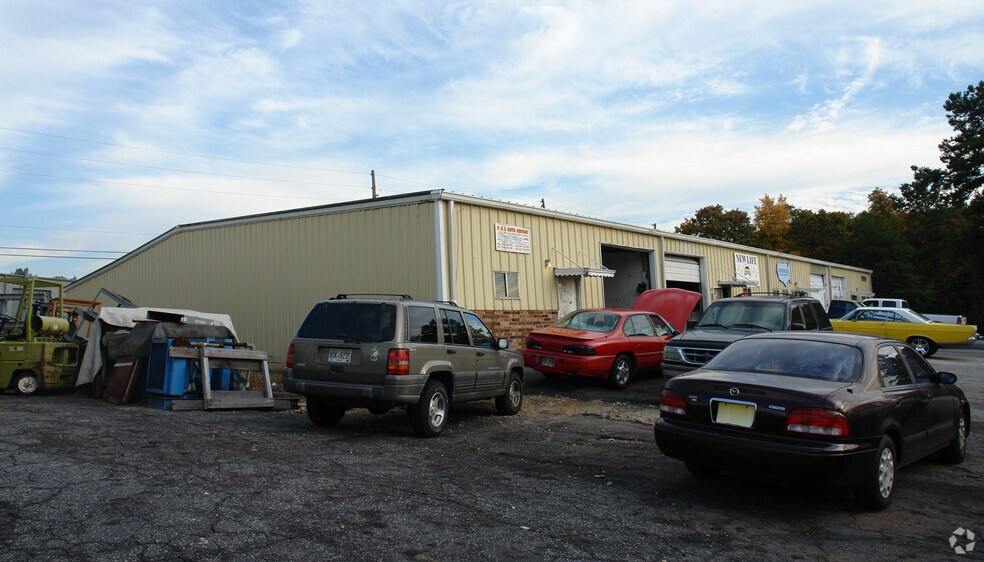 More Photos Of 2370 Stone Mountain Lithonia Rd, Lithonia Warehouse For Sale