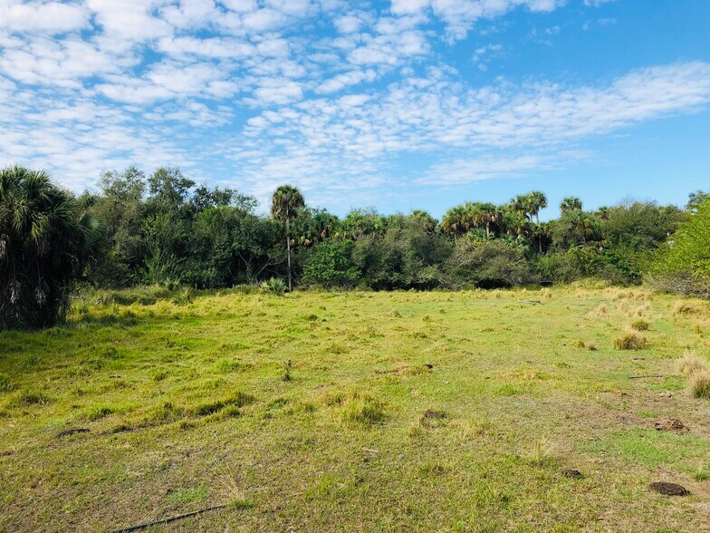 More Photos Of 23600 Palm Beach Blvd, Alva Land For Lease