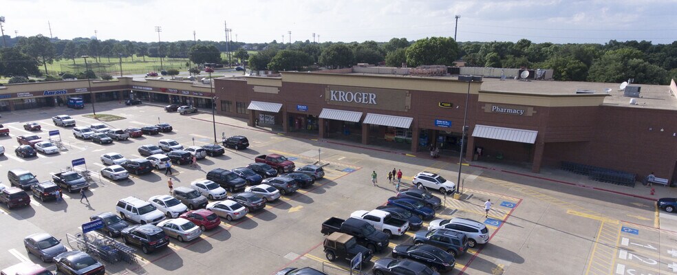 More Photos Of 2101-2113 Harwood Rd, Bedford Unknown For Lease