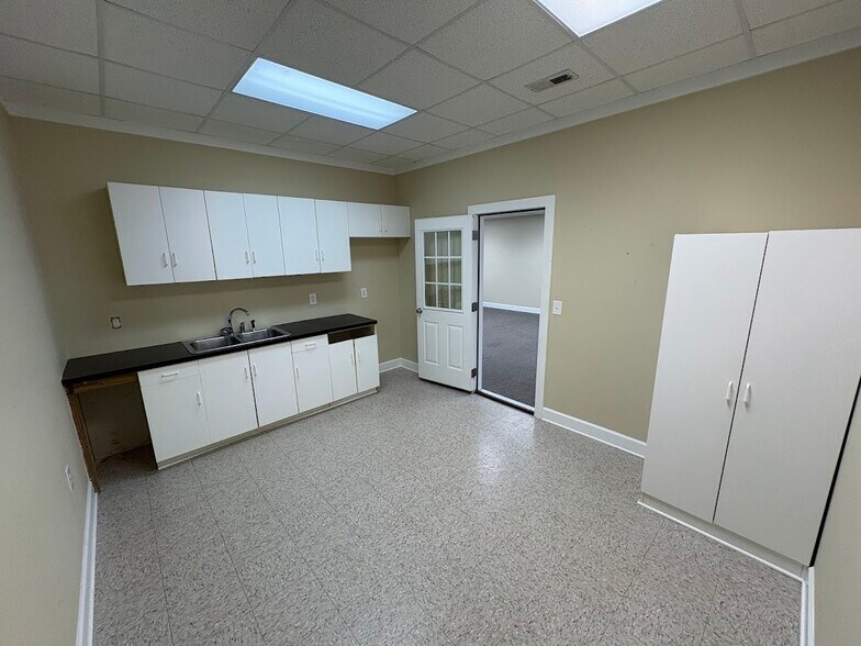 More Photos Of 310 S Bickett Blvd, Louisburg Storefront Retail Office For Lease