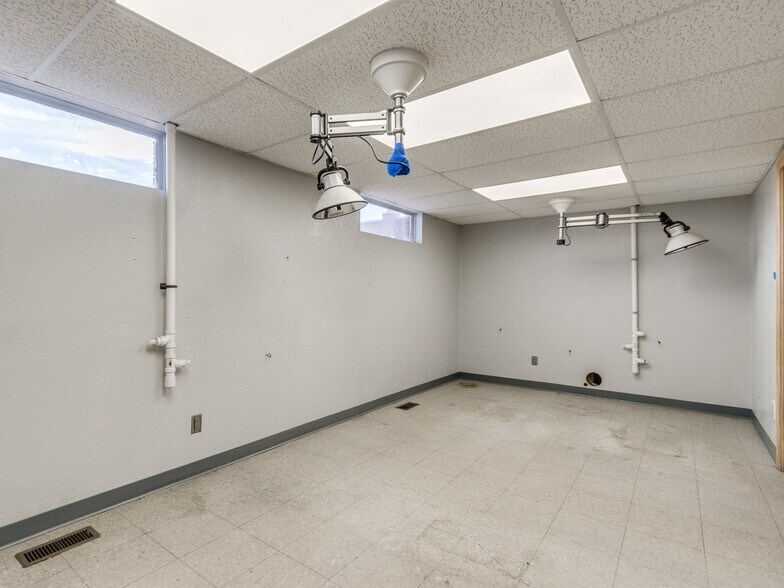 More Photos Of 5835 S Pennsylvania Ave, Oklahoma City Medical For Sale