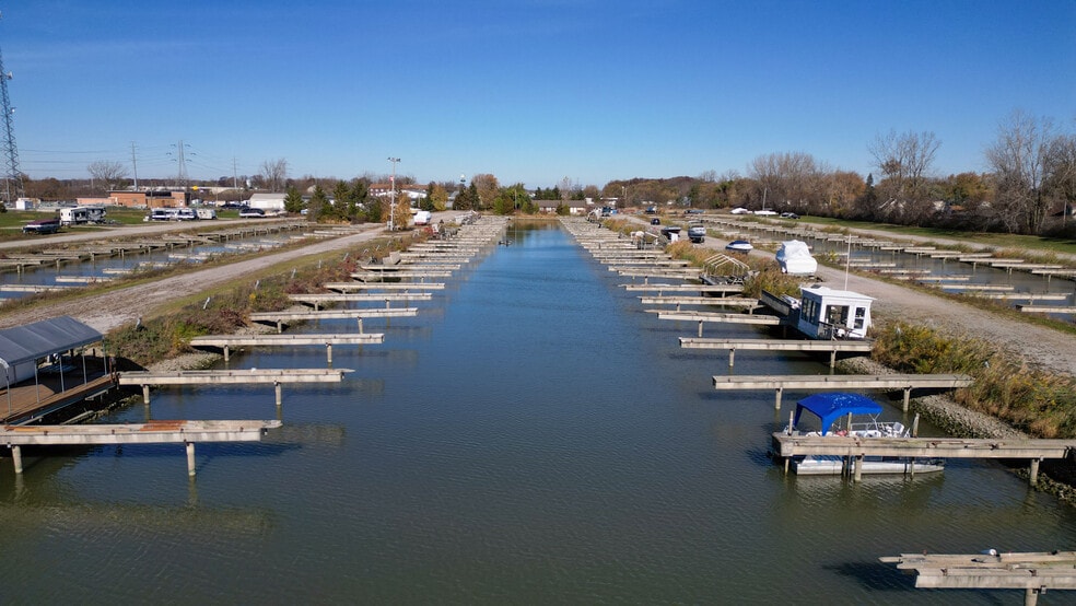 More Photos Of 10420 Harold Dr, Luna Pier Marina For Sale