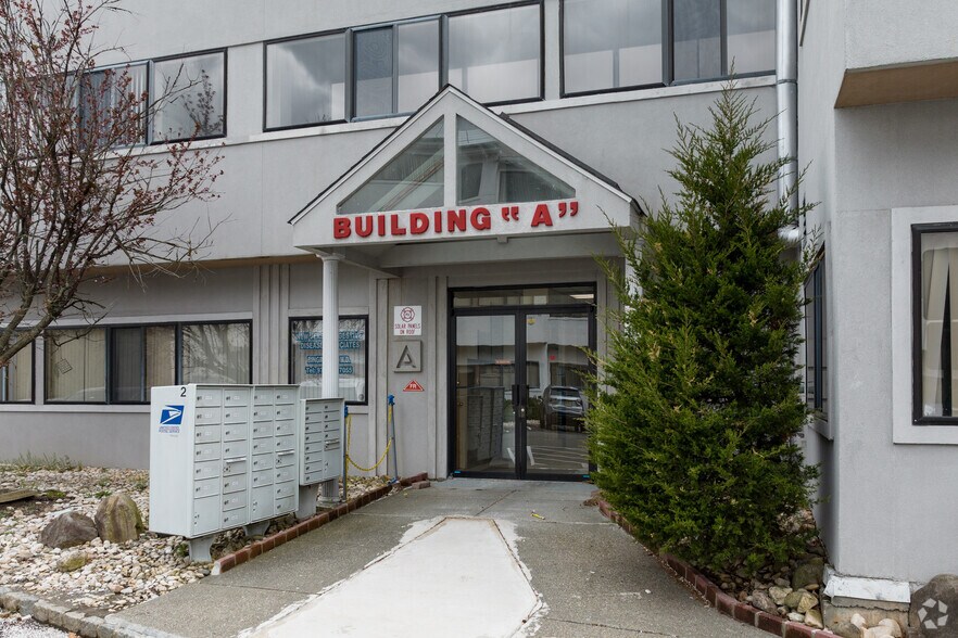 More Photos Of 239 New Rd, Parsippany Office For Lease