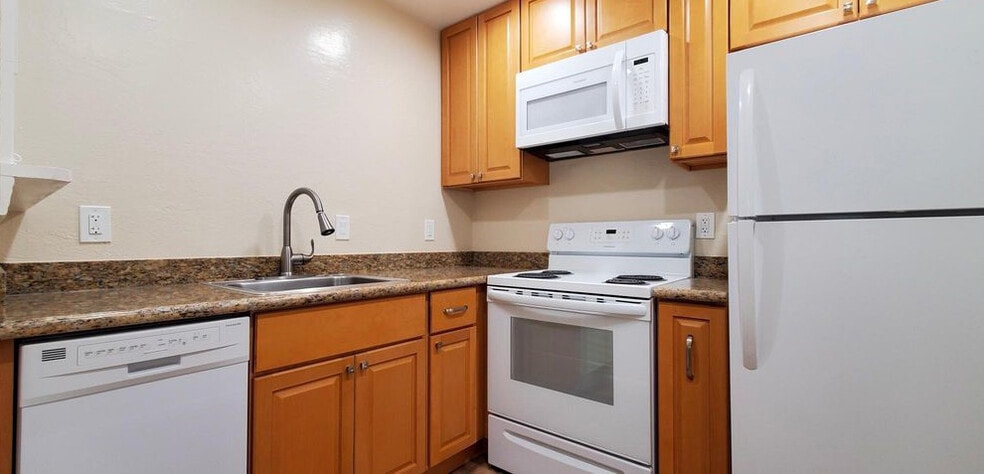 More Photos Of 107 Marin St, San Rafael Apartments For Sale