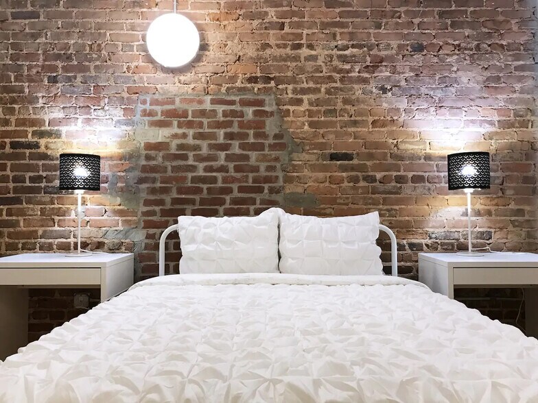 More Photos Of 87 Poplar St NW, Atlanta Apartments For Sale