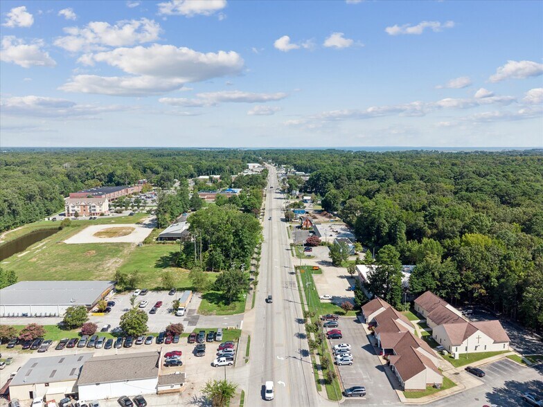More Photos Of 398 Wythe Creek Rd, Poquoson Auto Repair For Sale